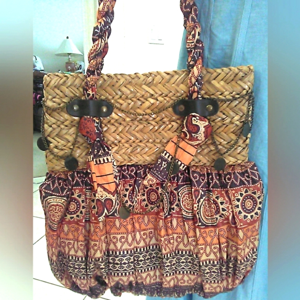 BNWOT Eclectic Boho Bag Brown RUST PAISLEY W/ JUTE & METAL DECO BY SUN & SAND